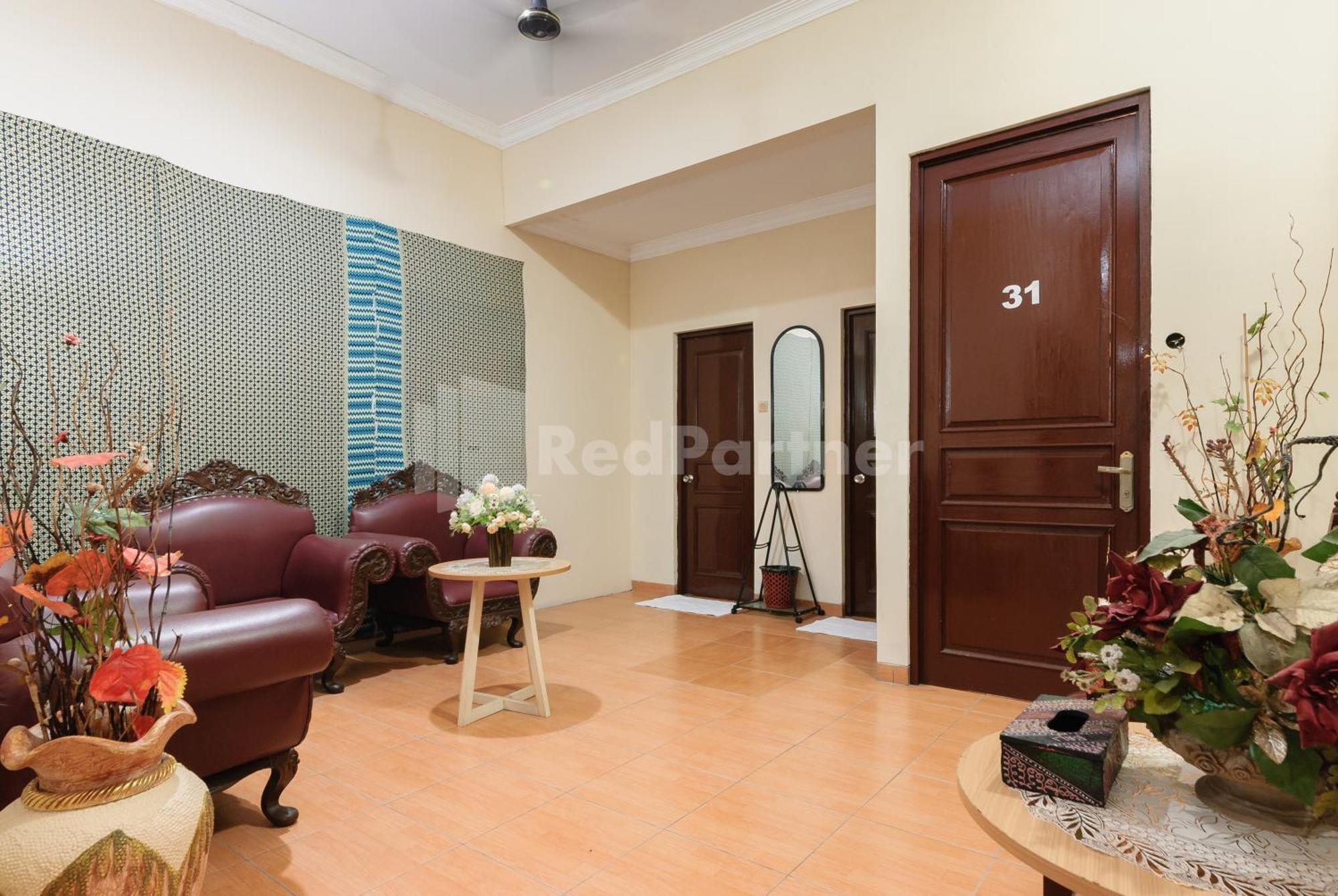 Sr Residence Near Mall Ciputra Cibubur Mitra Reddoorz Bekasi Luaran gambar